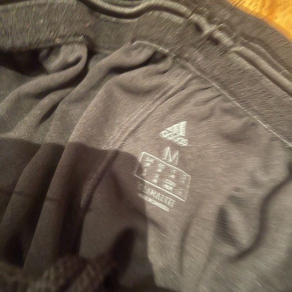 ADIDAS SET ! - Picture 3 of 4